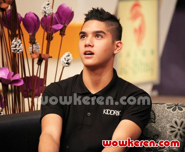 Gambar Foto Al Ghazali Saat Hadir di Acara 'Yuk Keep Smile'