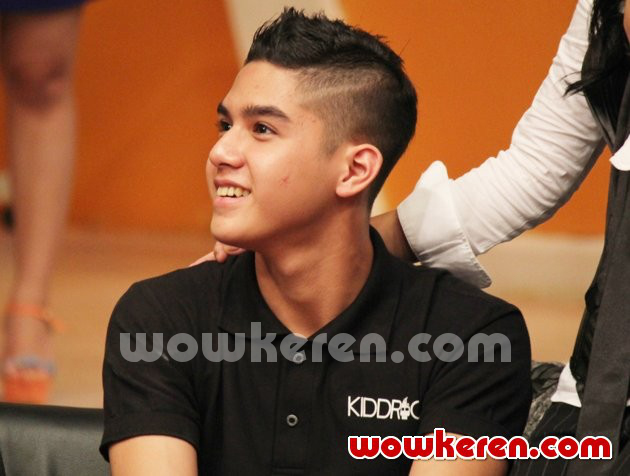 Gambar Foto Al Ghazali Saat Hadir di Acara 'Yuk Keep Smile'