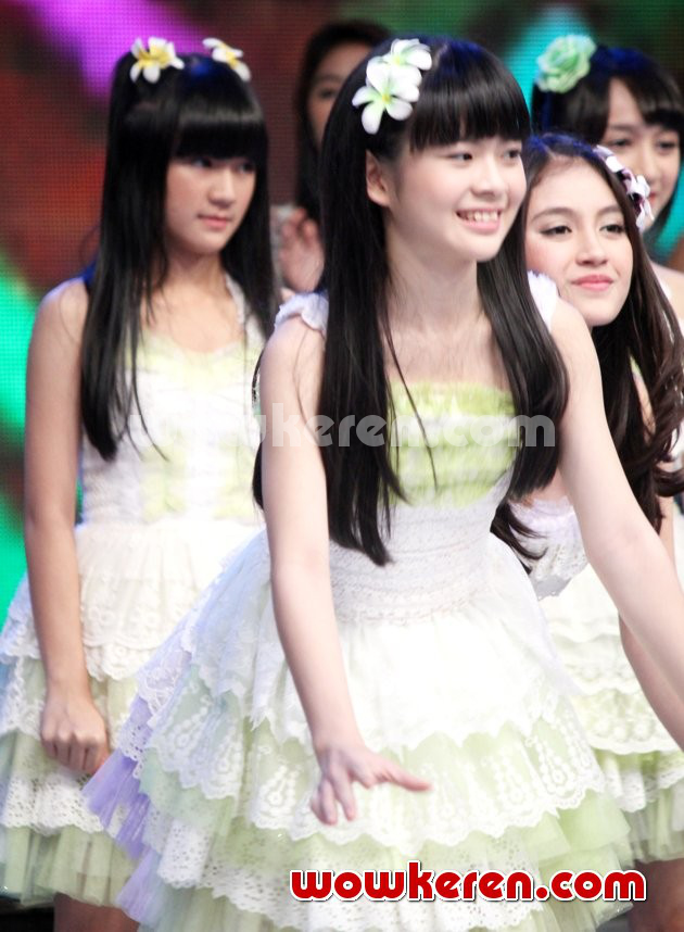 Gambar Foto JKT48 Saat Tampil di Acara 'Dahsyat'