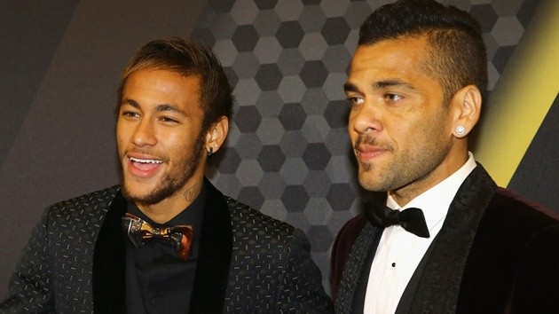 Gambar Foto Neymar dan Dani Alves di FIFA Ballon d'Or Gala 2013