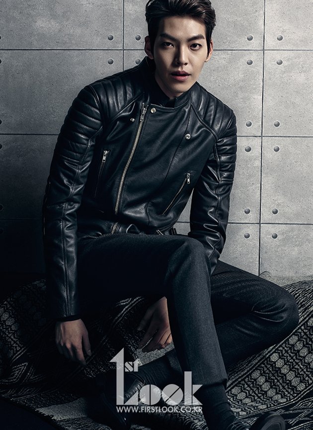 Gambar Foto Kim Woo Bin di Majalah 1stLook Edisi Januari 2014