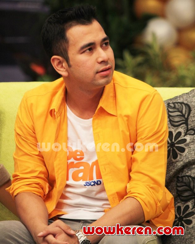 Gambar Foto Raffi Ahmad di Acara 'Yuk Keep Smile'