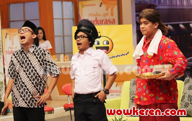 Gambar Foto Denny, Wendi Cagur dan Billy Syahputra di Acara 'Yuk Keep Smile'