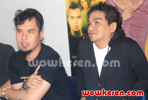 Gambar Foto Ahmad Dhani dan Indra Lesmana di Jumpa Pers Konser 'Adu Bintang 2'