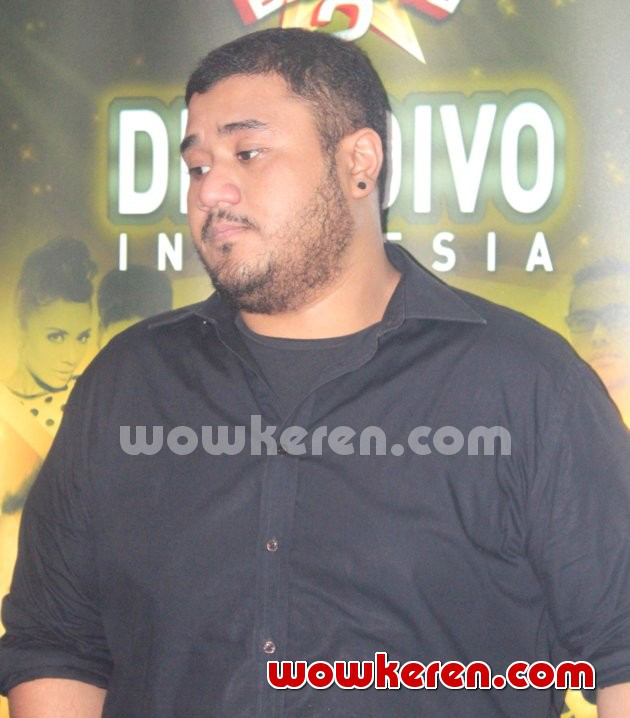 Gambar Foto Mike Mohede di Jumpa Pers Konser 'Adu Bintang 2'
