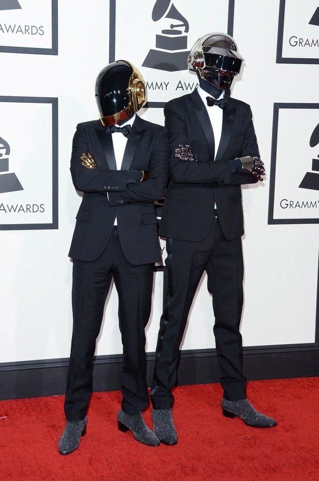 Gambar Foto Daft Punk di Red Carpet Grammy Awards 2014