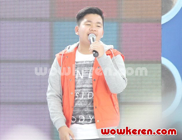 Gambar Foto Kiki Coboy Junior Saat Tampil di Acara 'Musik Sore Seru'