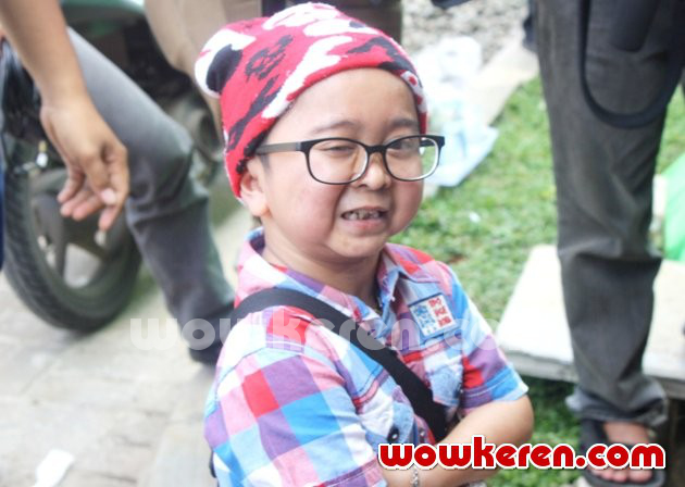 Gambar Foto Daus Mini Saat Peluncuran Single 'Bodo Amat' - Foto 2 dari 27