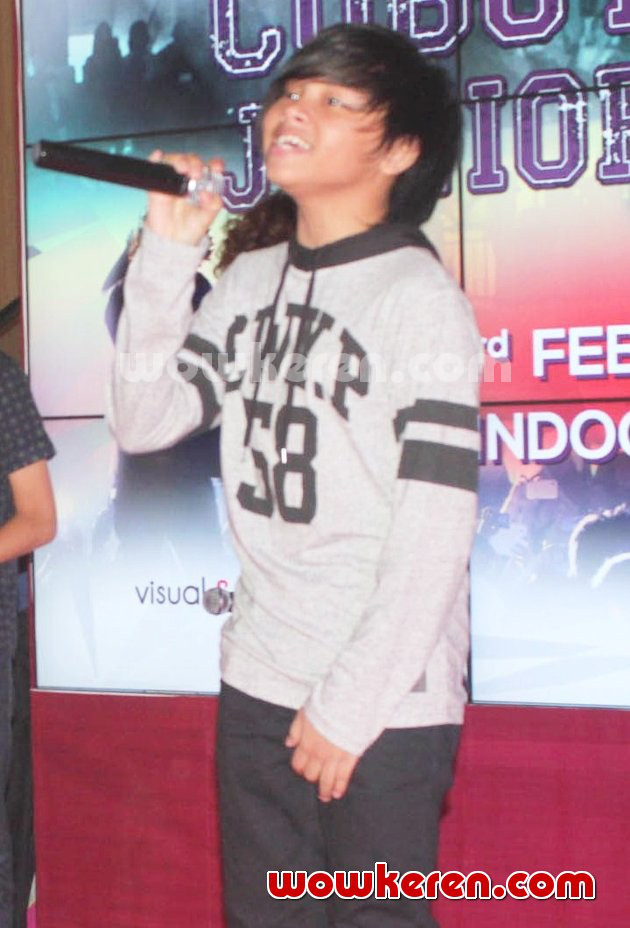 Gambar Foto Aldi Coboy Junior Saat Tampil di Jumpa Pers Konser Perpisahan