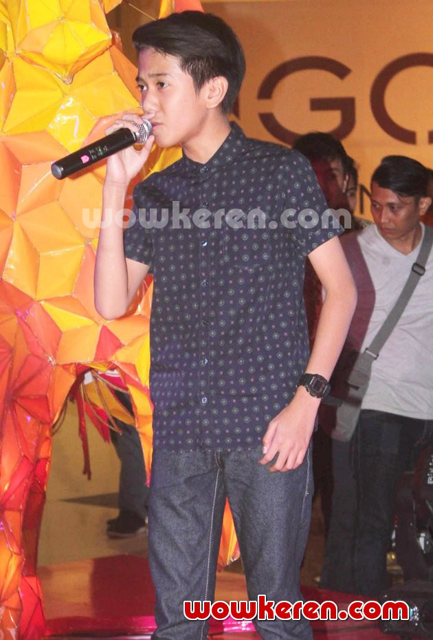 Gambar Foto Iqbal Coboy Junior Saat Tampil di Jumpa Pers Konser Perpisahan