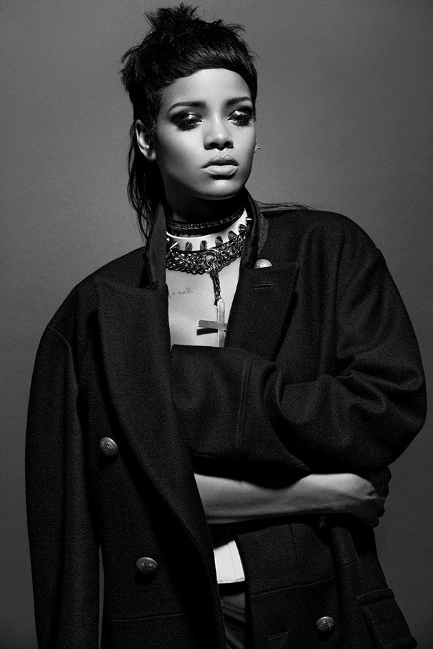 Gambar Foto Rihanna di Majalah 032c