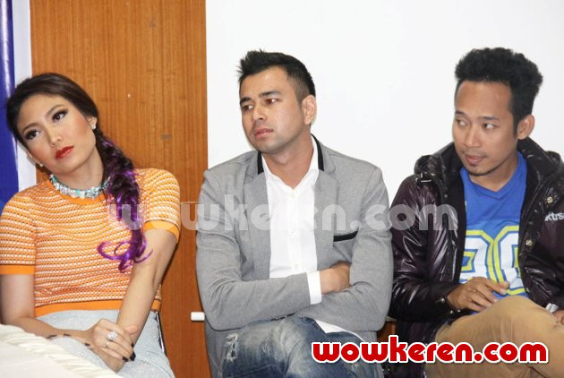 Gambar Foto Jumpa Pers Acara Baru Trans TV