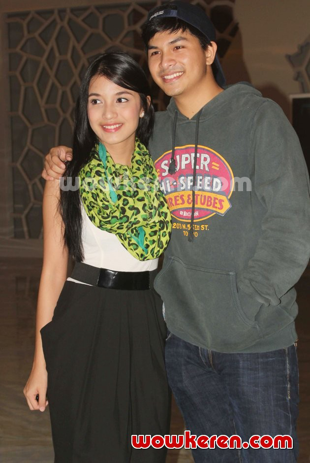 Gambar Foto Glenn Alinskie dan Chelsea Olivia Saat di Temui di MD Entertainment