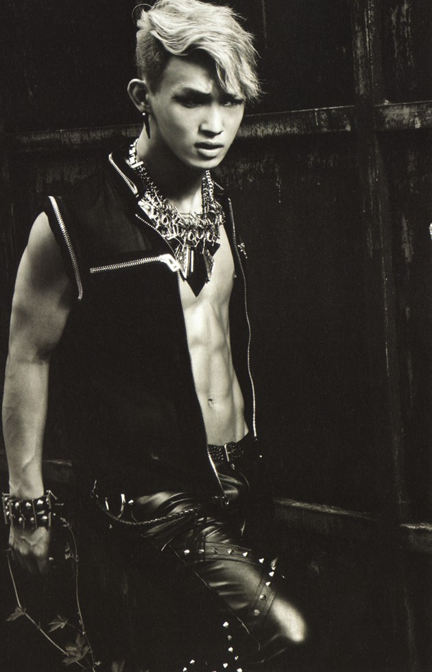 Gambar Foto Hyunsik BTOB di Photoshoot Promo Album 'Thriller'