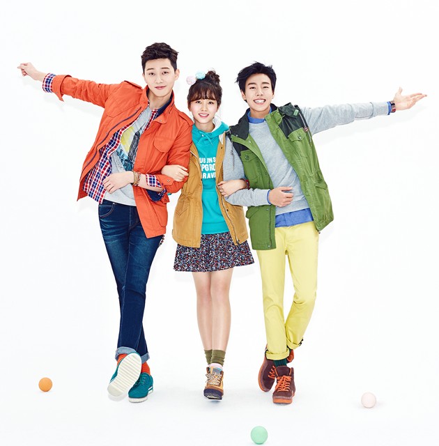 Gambar Foto Park Seo Joon, Kim So Hyun dan Lee Hyun Woo Kampanye Unionbay Musim Semi 2014