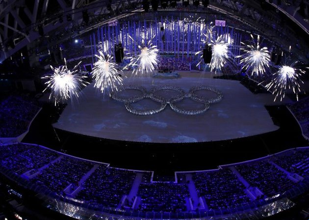 Gambar Foto Kemeriahan Penutupan Olimpiade Sochi 2014