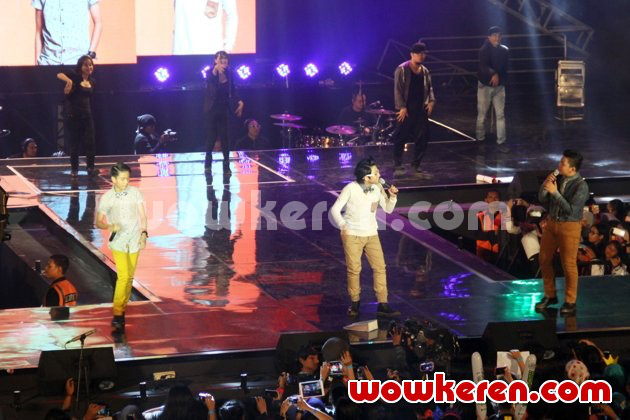 Gambar Foto Penampilan CJR di 'Farewell Concert'
