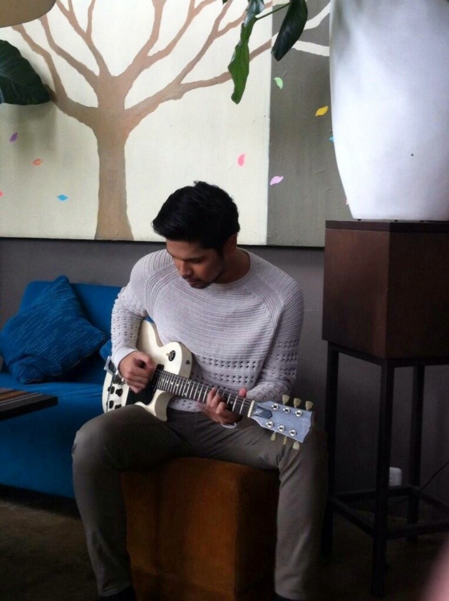 Gambar Foto Petra Sihombing Besar di Keluarga yang Dekat Dengan Musik