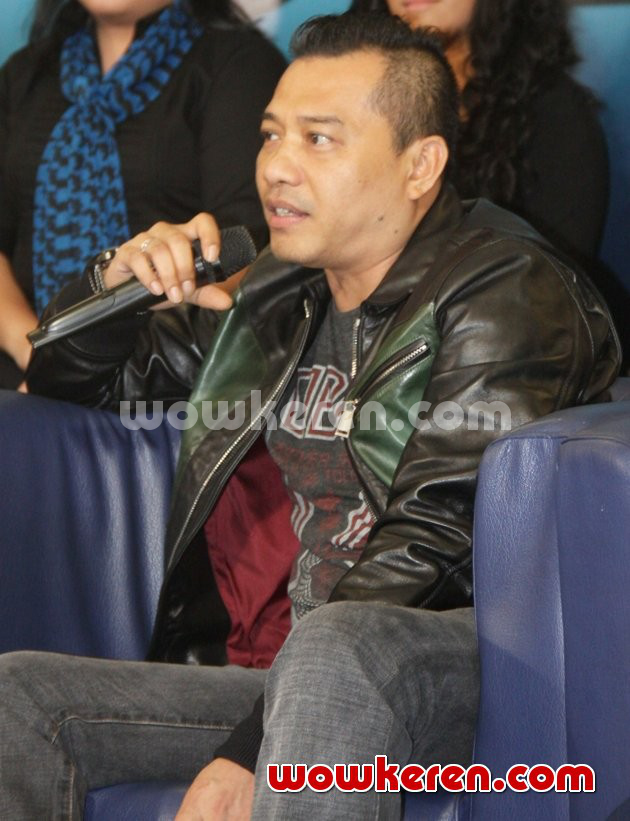 Gambar Foto Anang Hermansyah Saat Jumpa Pers Indonesian Idol 2014