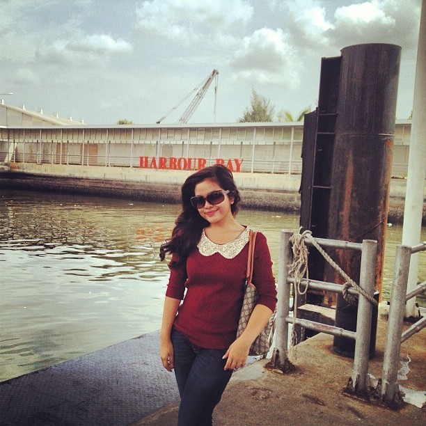 Gambar Foto Tasya Kamila Jalan-Jalan ke Batam
