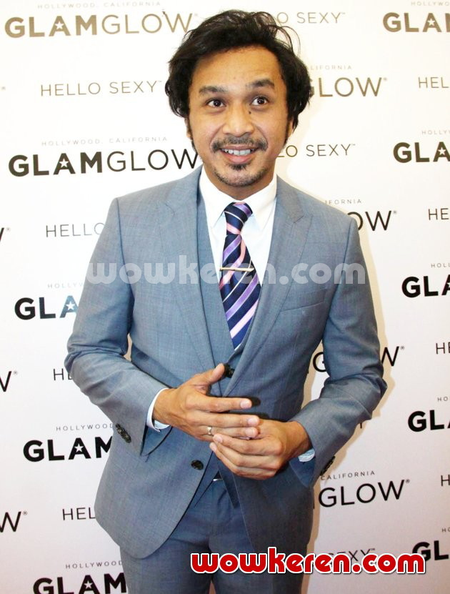 Gambar Foto Giring Ganesha Hadir di Acara 'GlamGlow Cocktail Party'