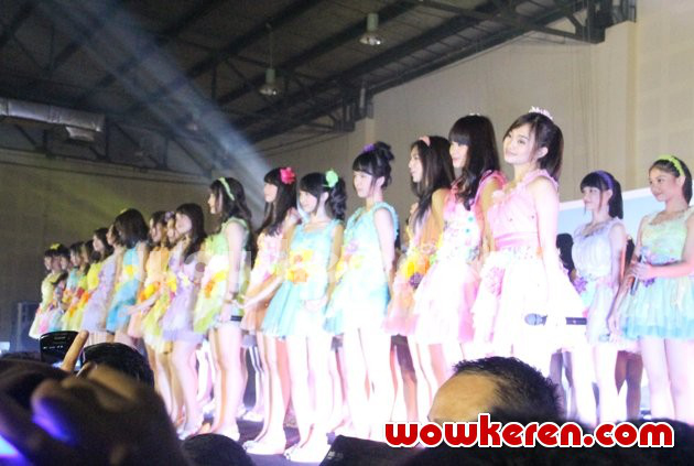 Gambar Foto Acara 'Musim Panas Handshake Festival' JKT48