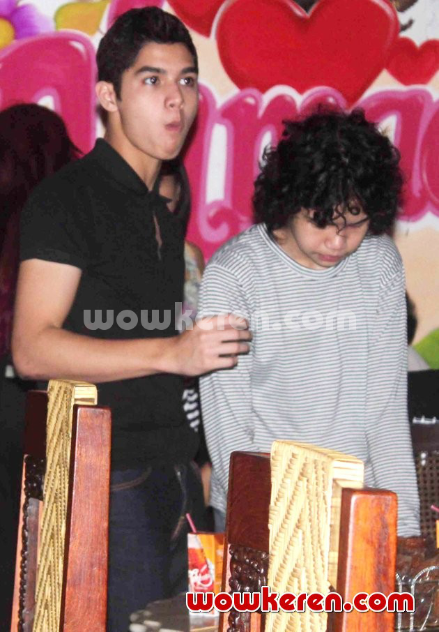 Gambar Foto Al Ghazali dan Dul Jaelani di Pesta Ulang Tahun Safeea
