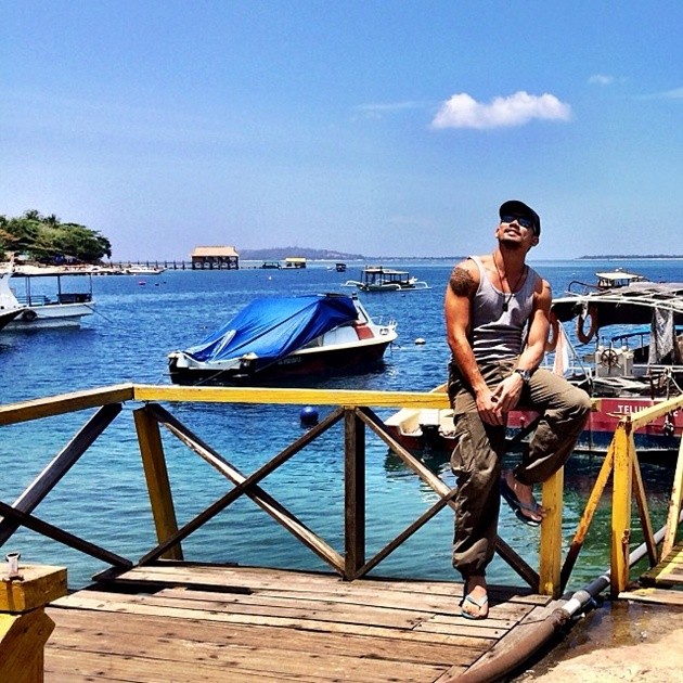 Gambar Foto Denny Sumargo Aktor dan Pemain Basket Profesional