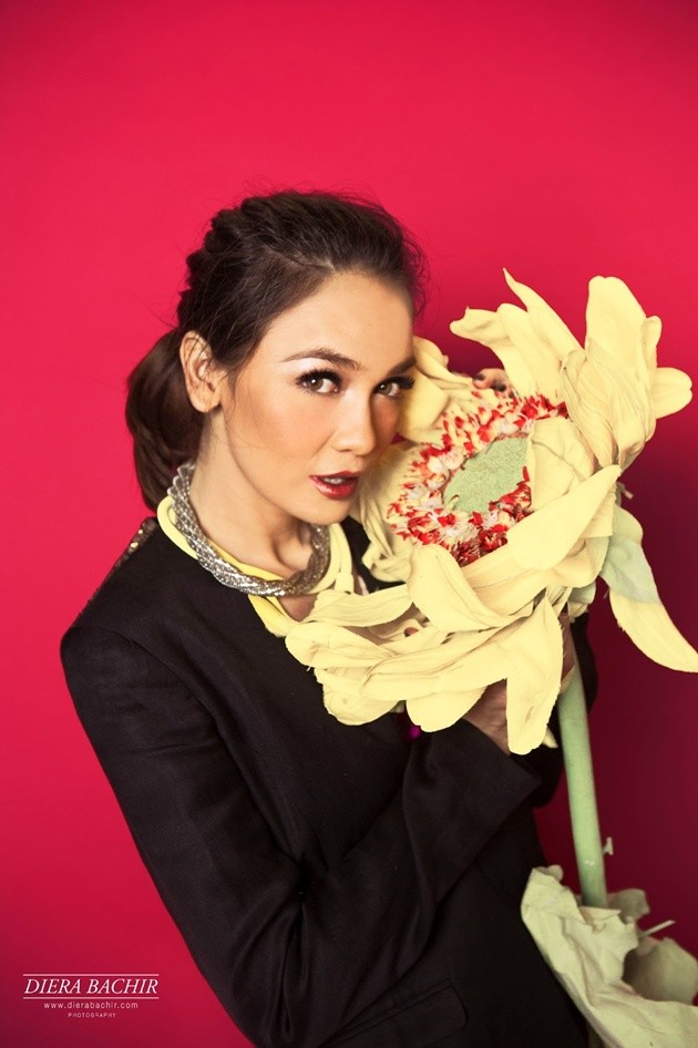 Gambar Foto Luna Maya Photoshoot