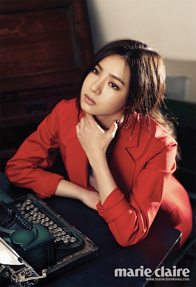 Gambar Foto Shin Se Kyung di Majalah Marie Claire Edisi Maret 2014