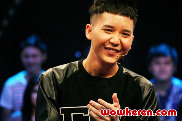 Gambar Foto Rangga Moela SM*SH di Acara 'Slide Show'