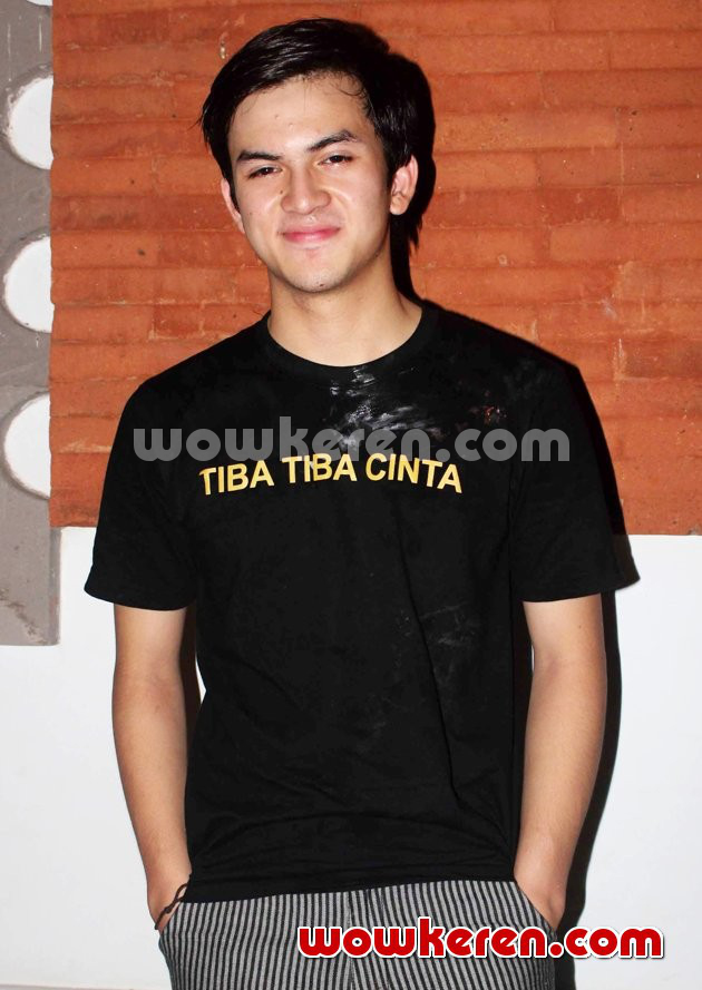 Foto Rizky Nazar Saat Syuting Sinetron 'Tiba-Tiba Cinta' - Foto 2 dari 56