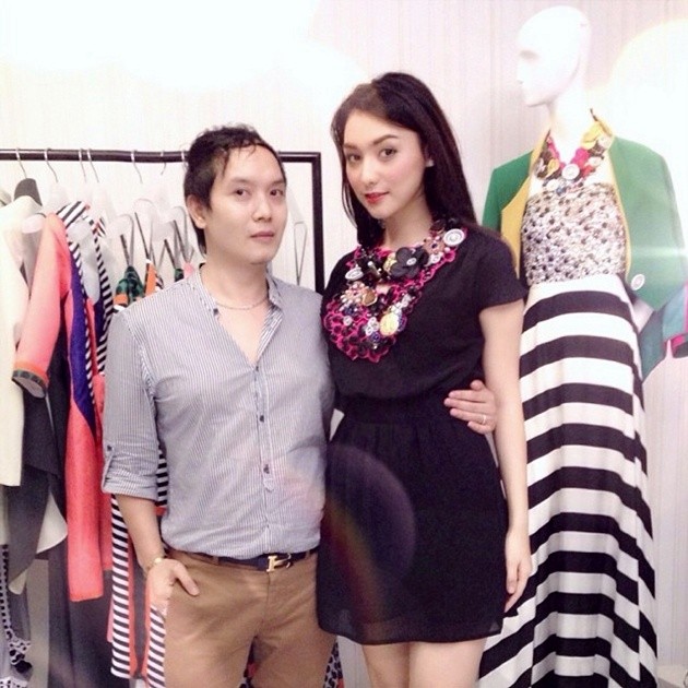 Gambar Foto Citra Kirana Bersama Hengki Kawilarang