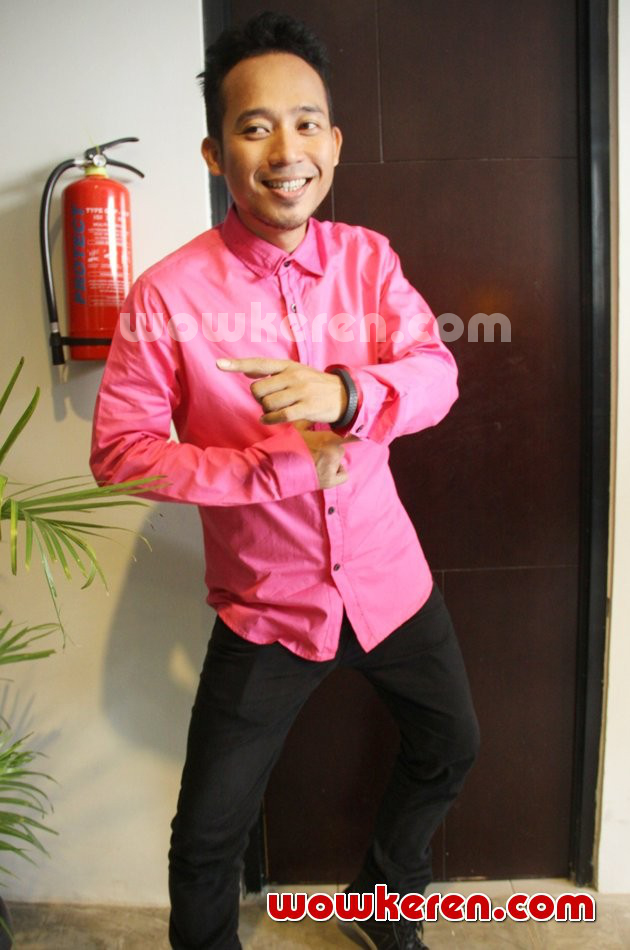 Gambar Foto Denny Cagur di Acara 'Slide Show'
