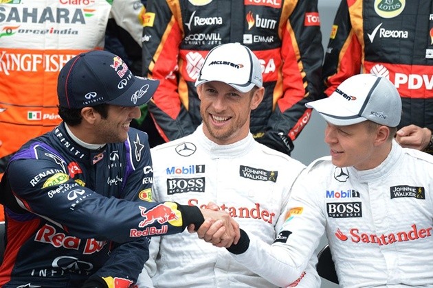 Gambar Foto Daniel Ricciardo, Jenson Button dan Kevin Magnussen Saat Sesi Foto
