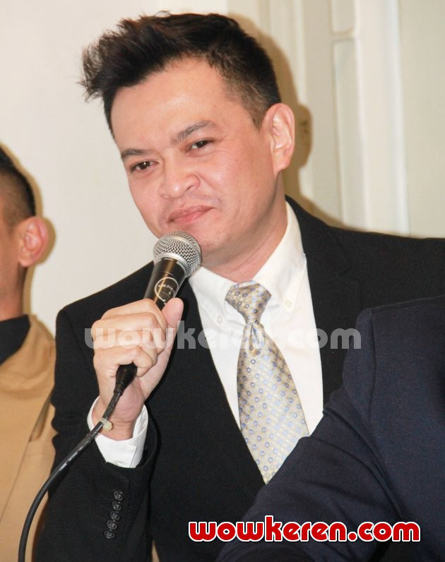 Gambar Foto Hedi Yunus di Jumpa Pers Konser 'Yovie and His Friends'