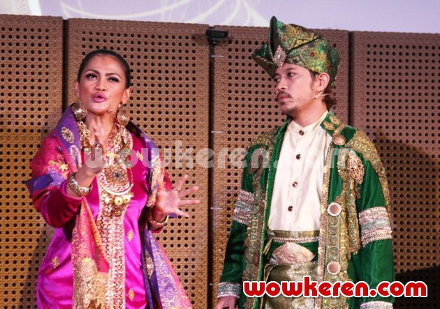 Gambar Foto Iman J-Rocks di Showcase Drama Musikal 'Siti Nurbaya'