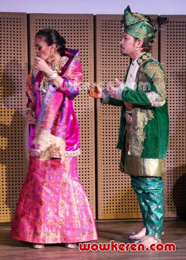 Gambar Foto Iman J-Rocks di Showcase Drama Musikal 'Siti Nurbaya'