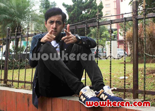 Gambar Foto Kemal Palevi di Jumpa Pers Film 'Jomblo Keep Smile'