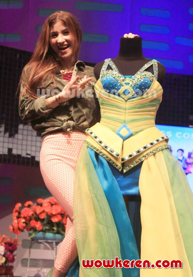 Gambar Foto Millane Fernandez di Jumpa Pers Perayaan Ulang Tahun ANTV