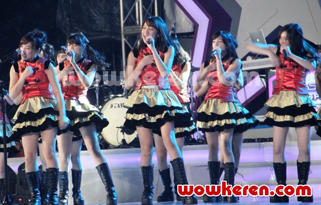 Gambar Foto JKT48 di Ulang Tahun 'Dahsyat' yang ke-6