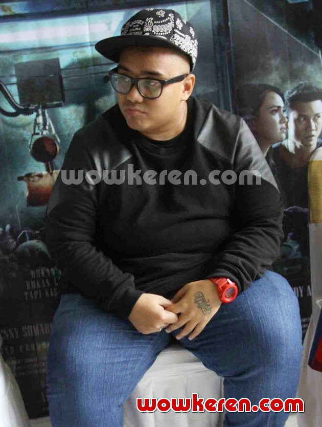 Gambar Foto Igor Saykoji di Jumpa Pers Film 'Mall Klender'