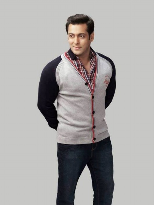 Gambar Foto Salman Khan Pamerkan Koleksi Busana Pria Splash Fashion A/W 2013-2014