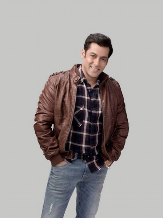 Gambar Foto Salman Khan Pamerkan Koleksi Busana Pria Splash Fashion A/W 2013-2014