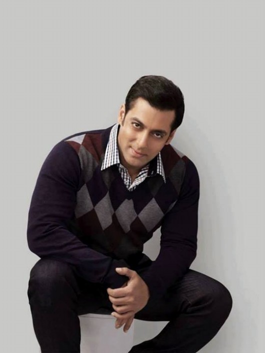 Gambar Foto Salman Khan Pamerkan Koleksi Busana Pria Splash Fashion A/W 2013-2014
