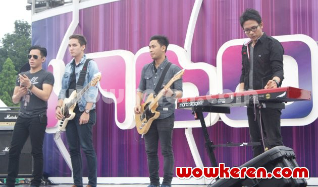 Gambar Foto NOAH Tampil di Acara 'Inbox'