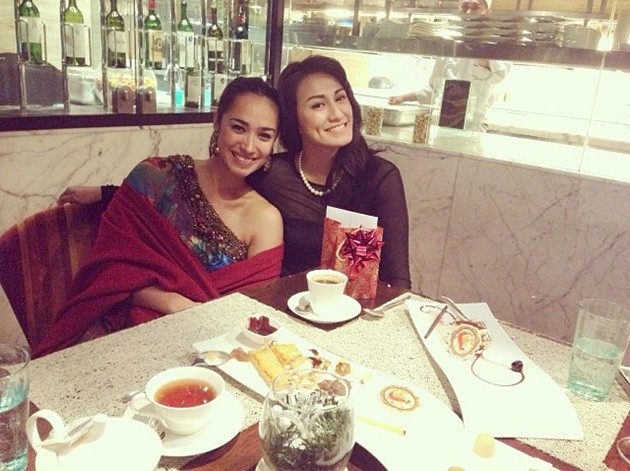 Gambar Foto Alexandra Gottardo Bersama Davina Veronica