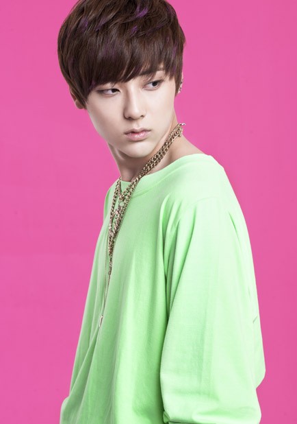 Gambar Foto Minhyun NU'EST di Teaser Mini Album 'Sleep Talking'