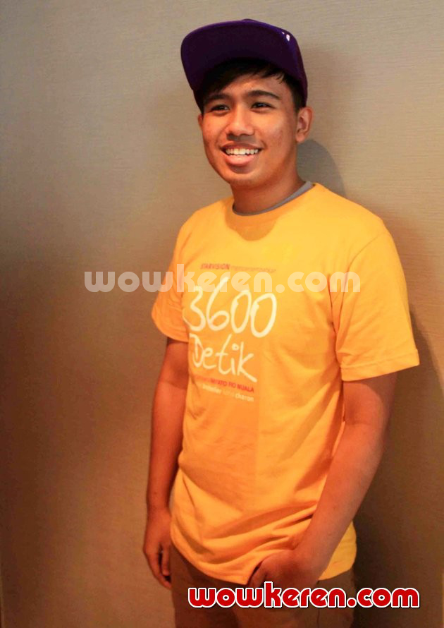 Gambar Foto Joshua Suherman di Jumpa Pers Film '3600 Detik'