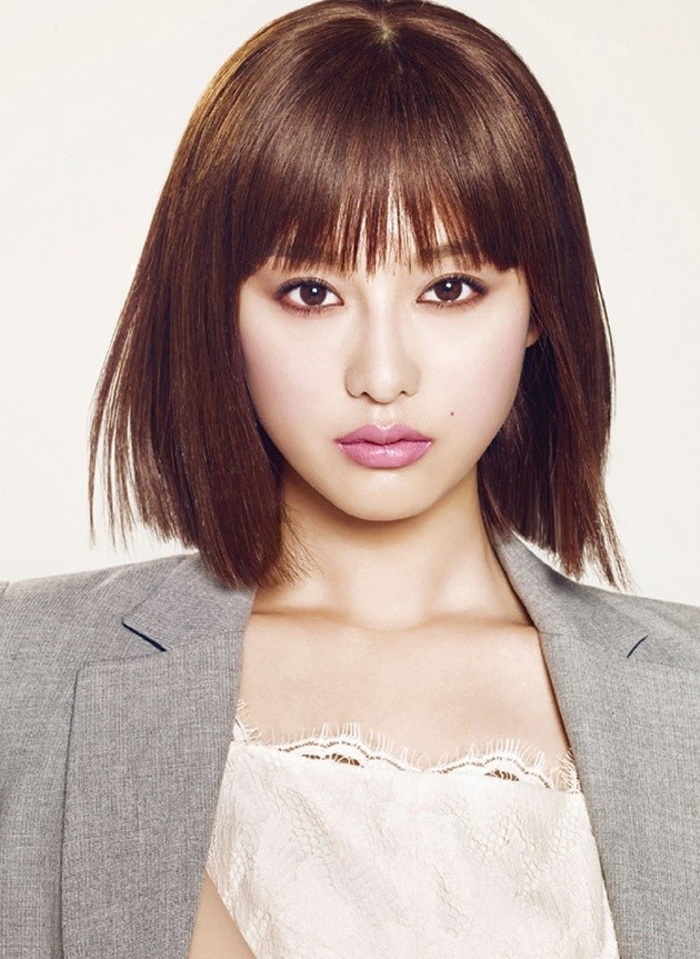 Gambar Foto Kim Ji Won di Majalah Sure Edisi April 2014